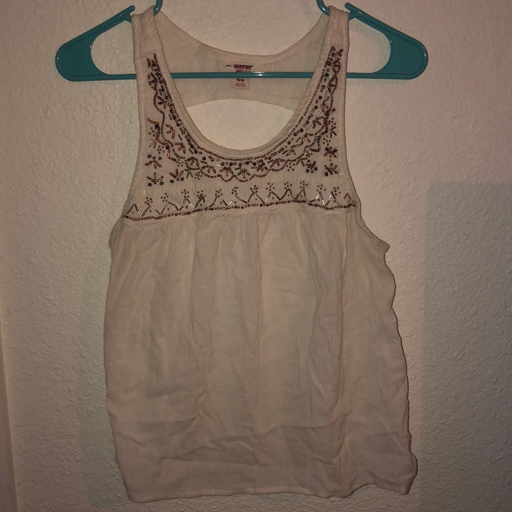 Beaded tank